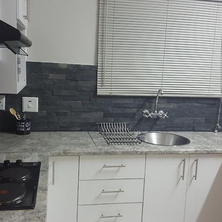 Tuna Self Catering ซวาคอปมุนด์ ภายนอก รูปภาพ
