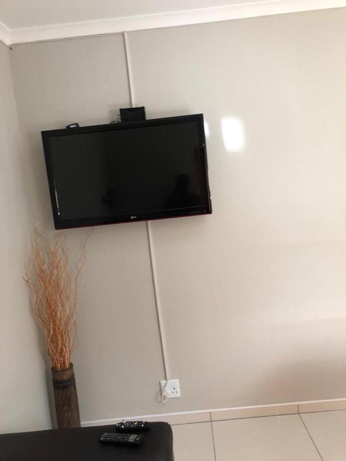 Tuna Self Catering ซวาคอปมุนด์ ภายนอก รูปภาพ