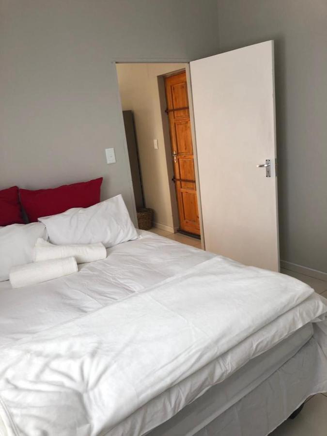 Tuna Self Catering ซวาคอปมุนด์ ภายนอก รูปภาพ